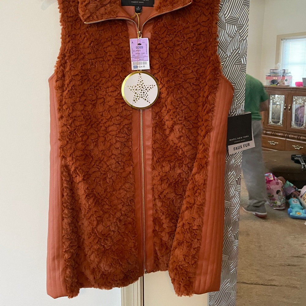 Size M: Half fur/ half imitation leather vest